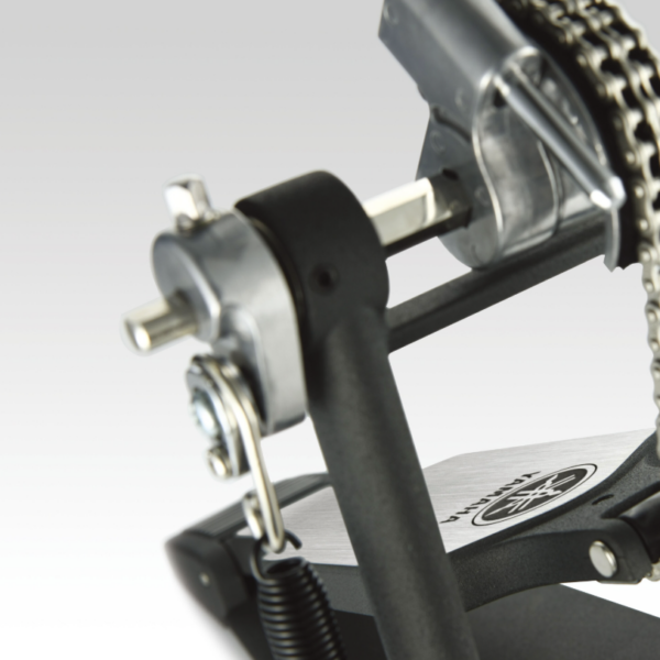 Single Fußpedal FP9500C von Yamaha. Feder und Doppelkettenantrieb.