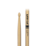 Promark Hickory Forward 5A Drumstick Logo und Tip im Focus