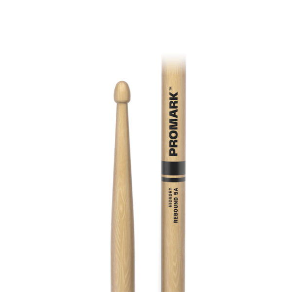 Promark Hickory Rebound 5A Drumstick Tip und Logo im Focus