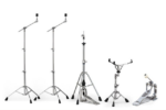 Hardware Set HW780 von Yamaha. Zwei Beckenständer, ein HiHat Ständer, ein Snare Ständer und Fusspedal