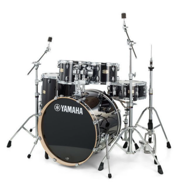 Stage Custom von Yamaha in Raven Black
